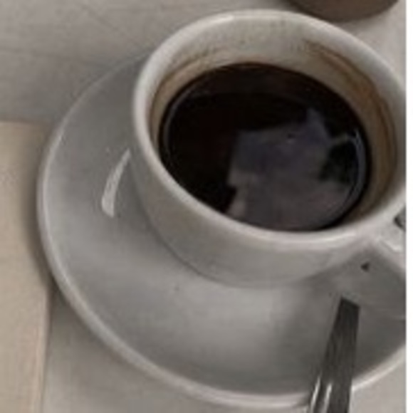 Meet your Posher, Daphne - Picture 1 of 1